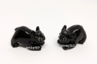 French_bulldog_playing_figurine_3um