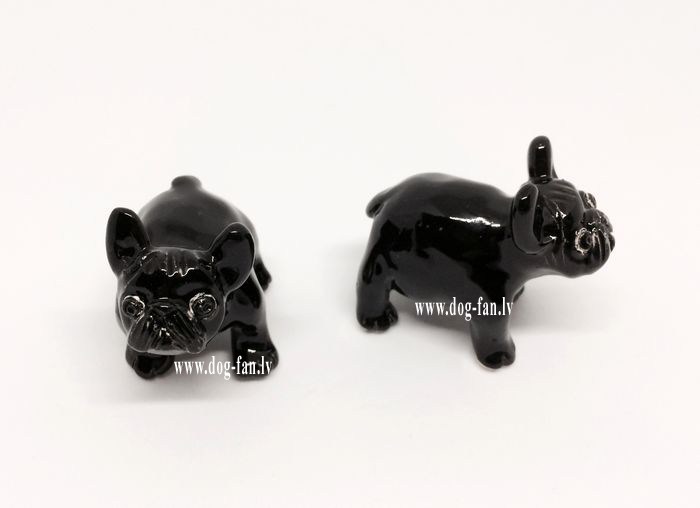 French_bulldog_standing_figurine_2um